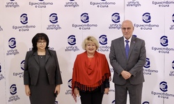 Bulgaria on the Doorstep of the Eurozone: High-Level Conference to Mark the Country’s Euro Area Accession –Door Steps and Handshake