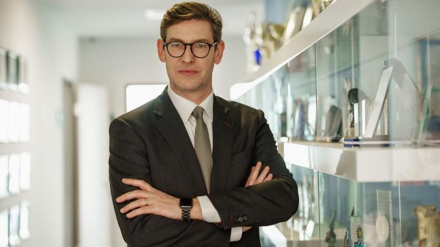 Кристоф Де Мил пред Economic.bg: Преминаването към еврото ще подкрепи както икономиката, така и банковия сектор